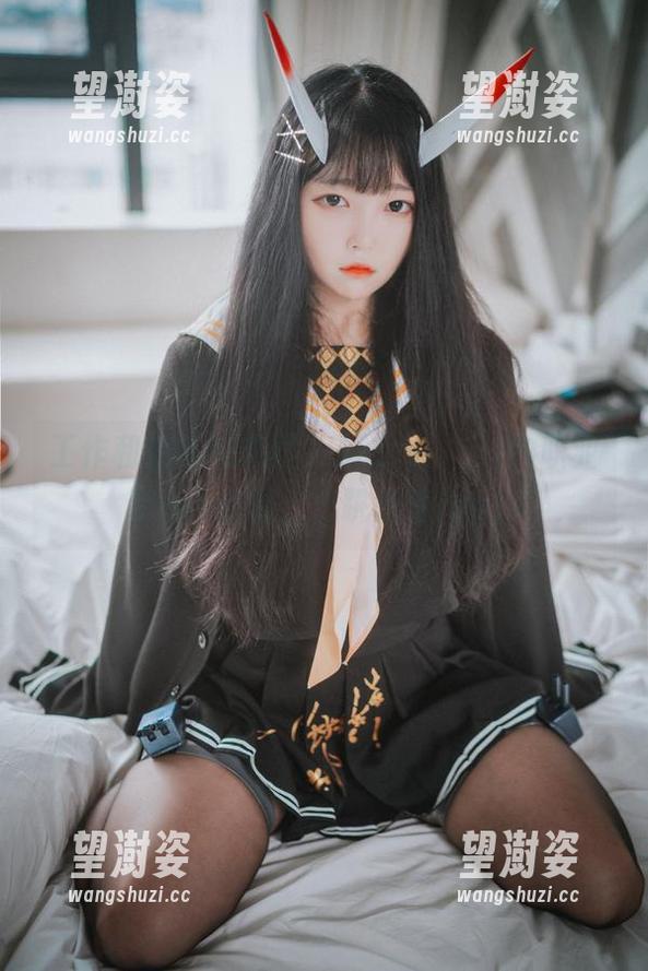 工作和魅惑的交界，Aram(아람)的职业装cos合集，心跳加速ing！