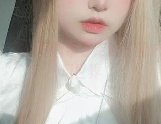 更新！K酱的写真带你走进害羞妹妹的梦幻世界