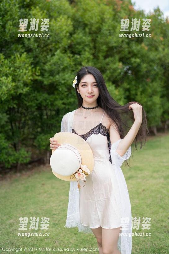 MiStar魅妍社 - 杨晨晨sugar姐姐的最新图集，仿佛能听见她轻轻的呼吸和那份魅力