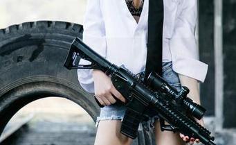 UGirls尤果网 – 精选！关于乔依琳和她的牛仔裤，我们不得不说的那些事儿。