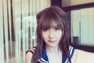 UGirls尤果网 – 赵娜娜蕾丝写真：免费图片，别说我没给你福利！
