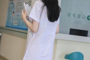 Xiuren秀人网 – 无圣光下的Jennifer小若裸足，套图中的每一寸都在轻轻呼吸