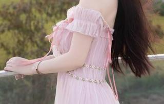 Xiuren秀人网 – “四月月”白裙vs春风：高清美图，竟然战斗得如此悦耳动听！
