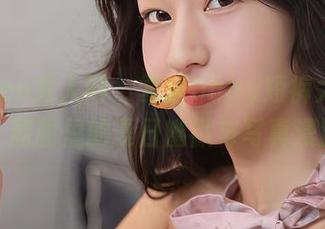 Xiuren秀人网 – 夏瑶baby短裤大揭秘：原图里的夏日幽默与写真漫游
