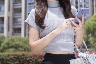 Xiuren秀人网 – 写真时光：跟着大白兔吖一起感受皮衣带来的那点神秘感。