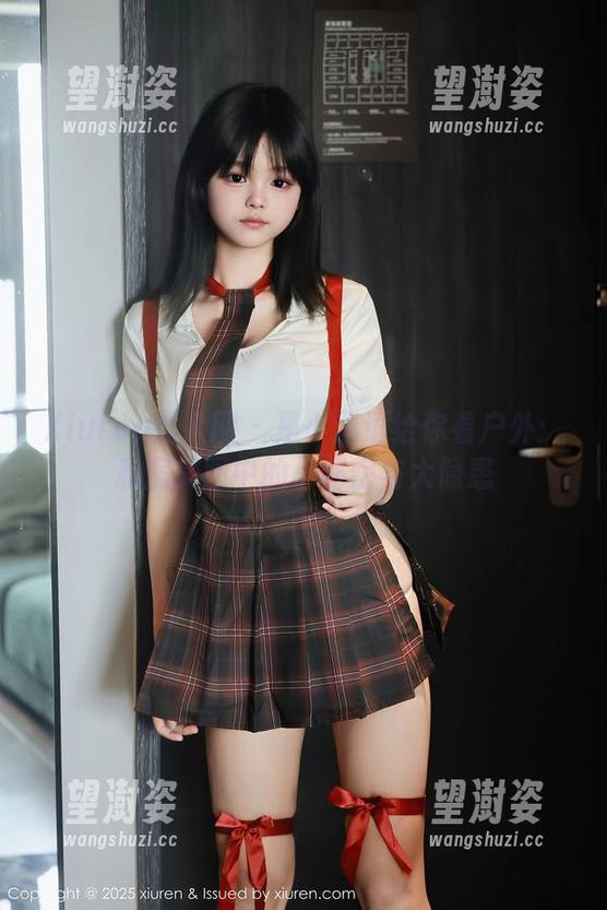 Xiuren秀人网 - 是小逗逗给你看户外：私房美图中的小秘密与大隐患