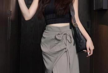 Xiuren秀人网 – 林文文的内衣与高清写真：一场巧妙的碰撞