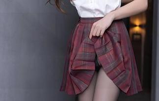 Xiuren秀人网 – 果果Nikki空姐的魅力作品集：喜爱空中服务的你，快来下载体验吧！