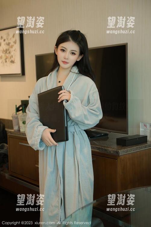 Xiuren秀人网 - 从麻布学妹的豹纹美图合集，取经时尚秘笈