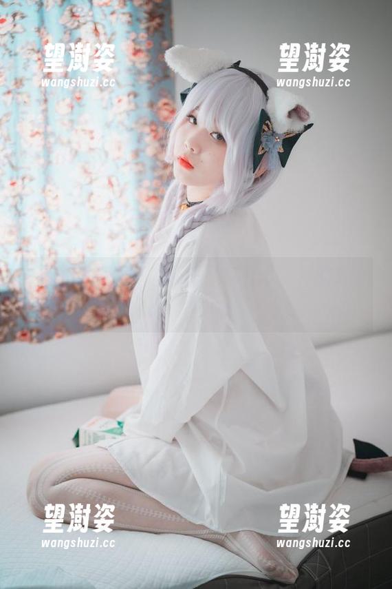 办公室角落的私房瞬间：Zia(지아)的Bimilstory