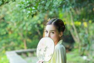 partycat轰趴猫 – 翻了翻Ellie艾栗栗女仆的原图，哇，图包让我想不到的惊喜！