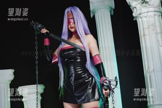 puypuy puypuy经典灰丝写真集精选:灰色调下的小小反叛