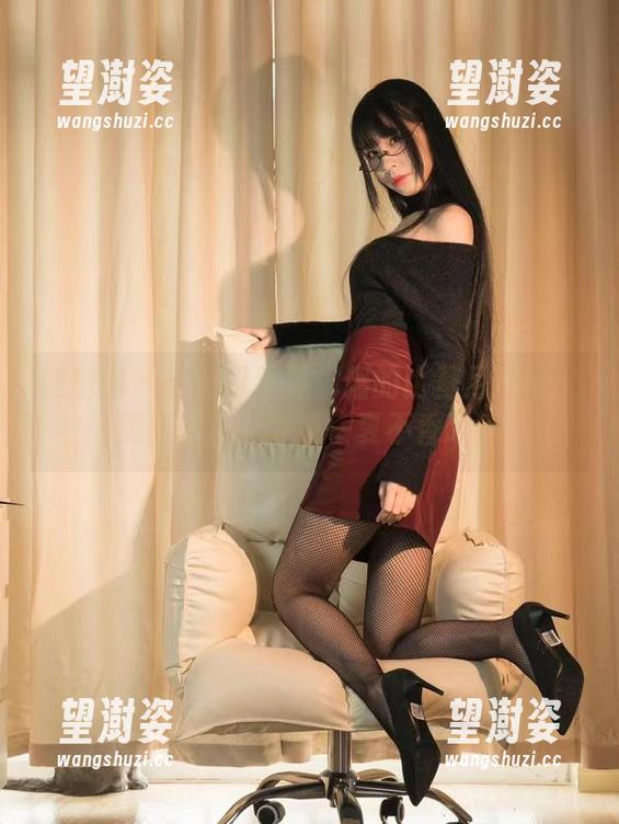 微密圈 - 十万口草莓粥粥的比基尼日记：美图更新，清凉一夏不香吗？