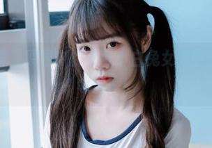 电车开误，原图中的可可小白兔女高中生竟是我邻居？！