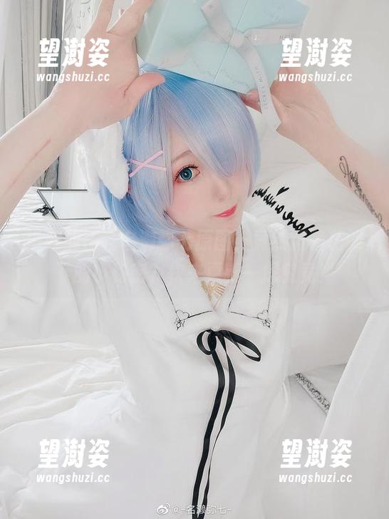 名濑弥七 说好的樱花名濑弥七原图,竟然藏着花瓣下的小秘密?快来更新一探究竟!