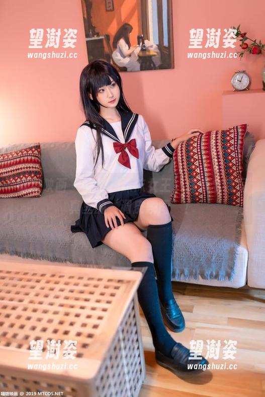 喵糖映画 - 跟随蠢沫沫女王，探索全套写真里的‘调皮瞬间’！