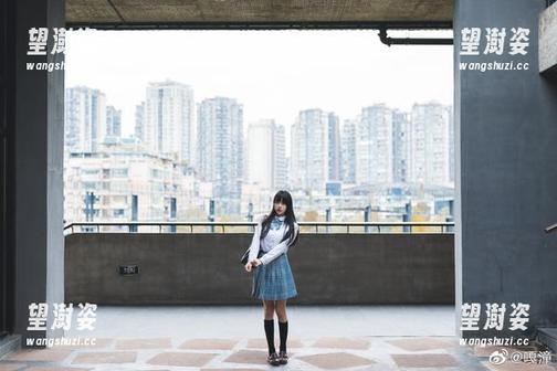 高清写真独家：嘎潼的JK风格总让你沉迷！