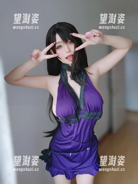 天台的阳光下，女主K的最新图片，是否让你心动？