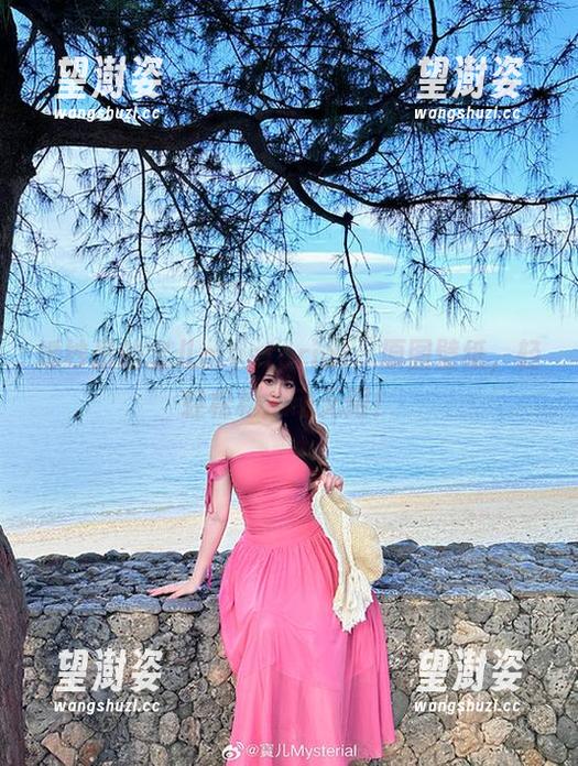 宝儿mysterial 婚纱里的宝儿mysterial,原图壁纸,轻轻松松心动无限!