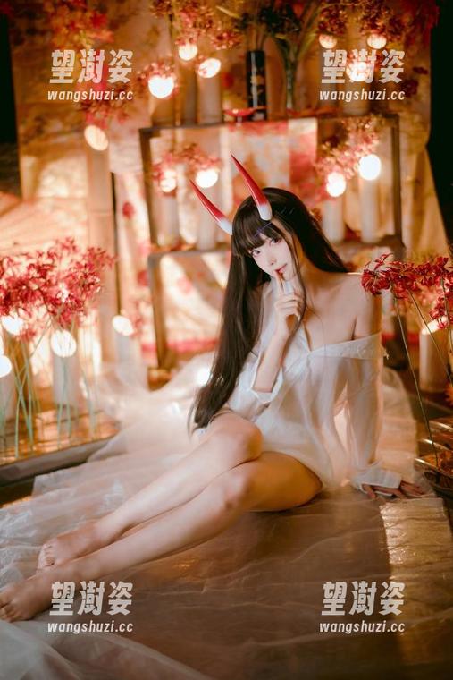 小鹿鹿shika万圣节精选：真想知道她的南瓜灯心情是啥样的！