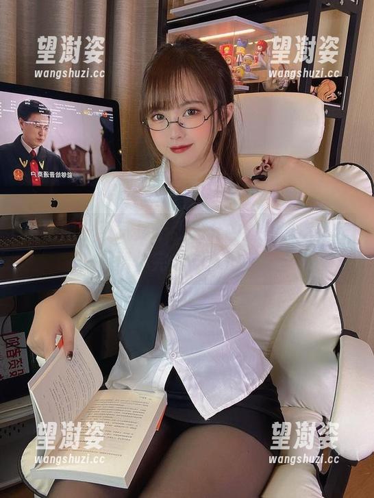 微密圈 - 下载属于张思允的教室秘密，作品帮你完成期末逆袭！