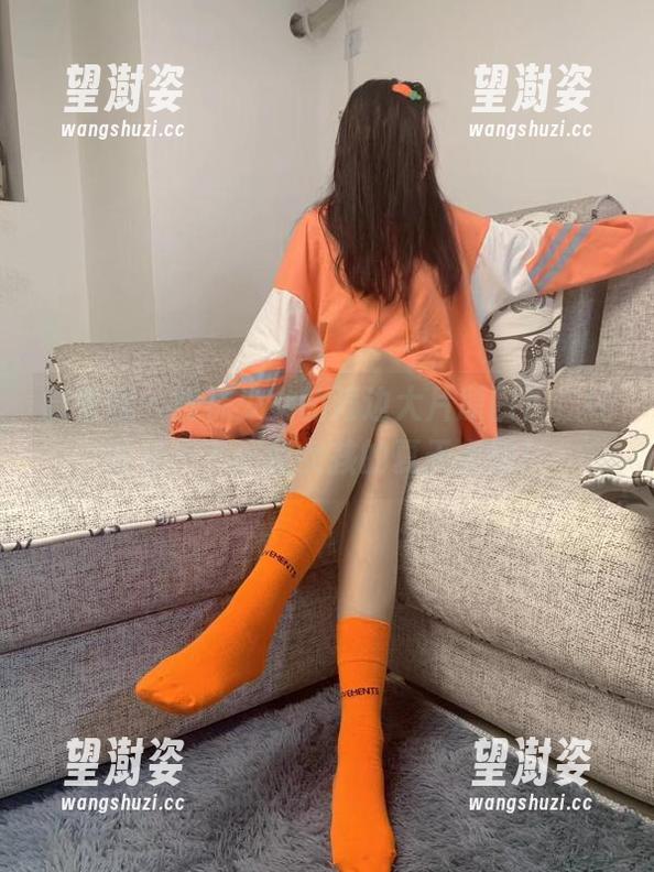 提袜少女 微密圈 - 提袜少女的海边大片原图,在线分享一下这些女孩的夏天心情!