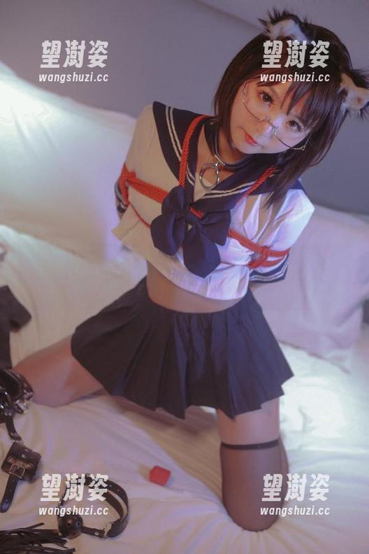 是青水 少女是青水:原图中的奇幻世界与真实自我