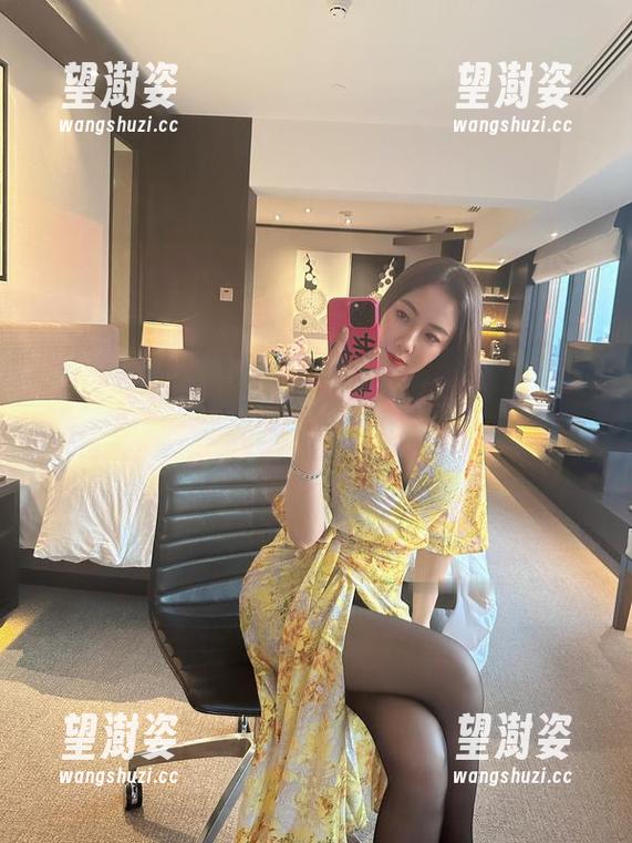 微密圈 - 体操服里的果儿Victoria：每一张照片都有故事
