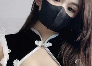 微密圈 – 桃沢樱呀最新图库大揭秘，棉袜里的小秘密。