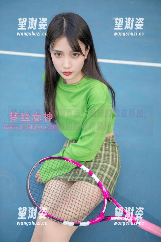 梦丝女神-晓晓 梦丝女神 - 原图直击!晓晓的泳衣私拍,泳池边的轻松瞬间