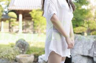 模范学院 – 想要夏日清凉？蒋小静Jessica的死库水高清壁纸让你一秒穿越海滩！