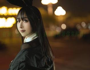 在浅安安的办公室，免费写真等你来解锁！