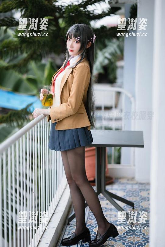最新图集来袭！瓜希酱把樱岛麻衣校服穿出了新高度，太可爱了吧！