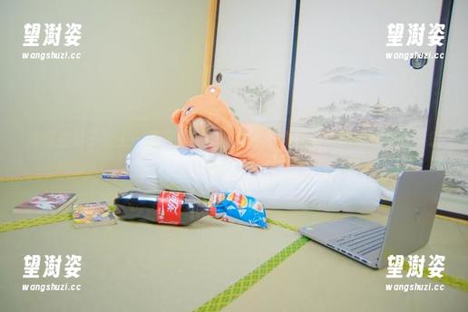 白易子教主 跟着白易子教主一起下载图包,体验干物妹小埋的趣味世界,乐趣无穷!