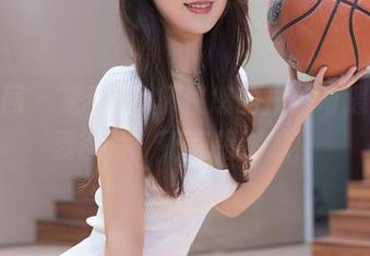 秀人网 – 来看看z杯悠悠的户外奇遇，免费图片，不想错过哦！