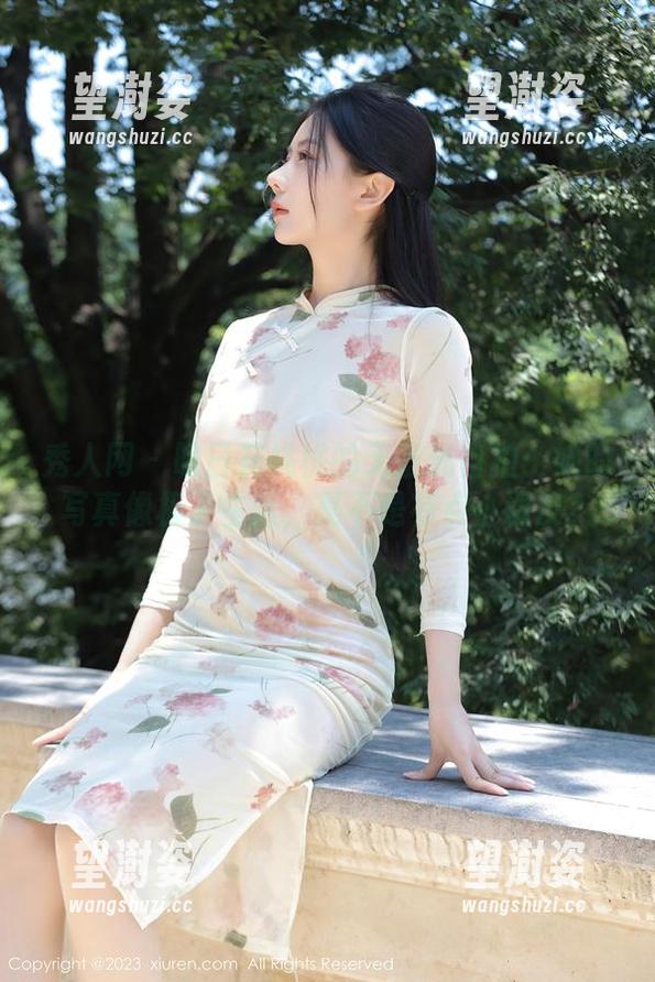 秀人网 - 明日花桃桃的无圣光自拍：她的写真像极了生活，是不是有点小调皮？