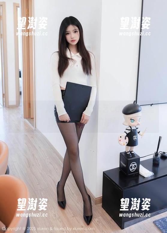 秀人网 - 高清图包，童千艺cara教室里那些让人心动的瞬间