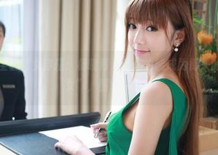 美媛馆 – 全套修女穿搭：杨晓青儿让你也能成为街头的“神秘修女”，图包来袭！