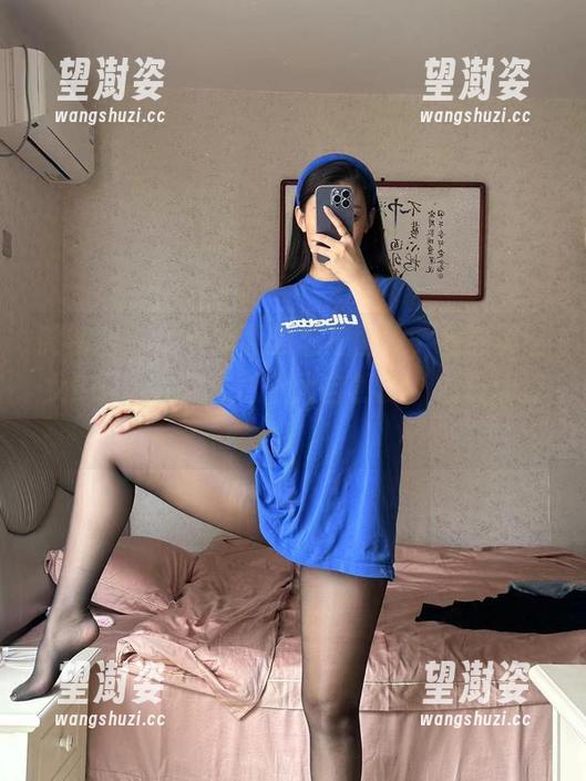 微密圈 - 风景如画的私拍图集，看看美邵女Baby是怎么怼上大自然的，心跳加速！