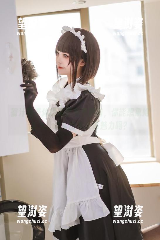 蜜汁猫裘体操服图集更新啦，你能想象她怎么让这套服装更添魅力吗？