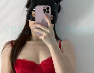 微密圈 – 又粗又白腿的狂欢！铁锤姐姐给你写真图集的惊喜
