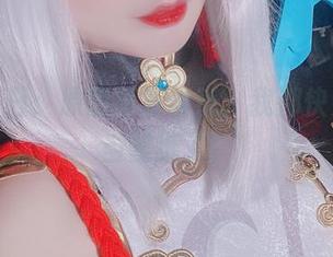 雪猫夏日：原图简直诱惑，我都快要把她当壁纸了！