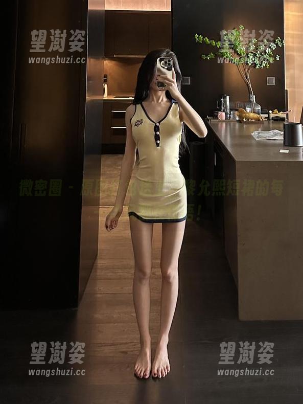微密圈 - 原图打包送上，黎允熙短裙的每一缕风都在低语！