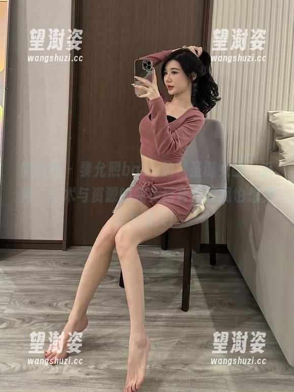 微密圈 - 黎允熙baby的‘圣诞女王’系列：艺术与资源的完美结合，连我也想变身为精灵！